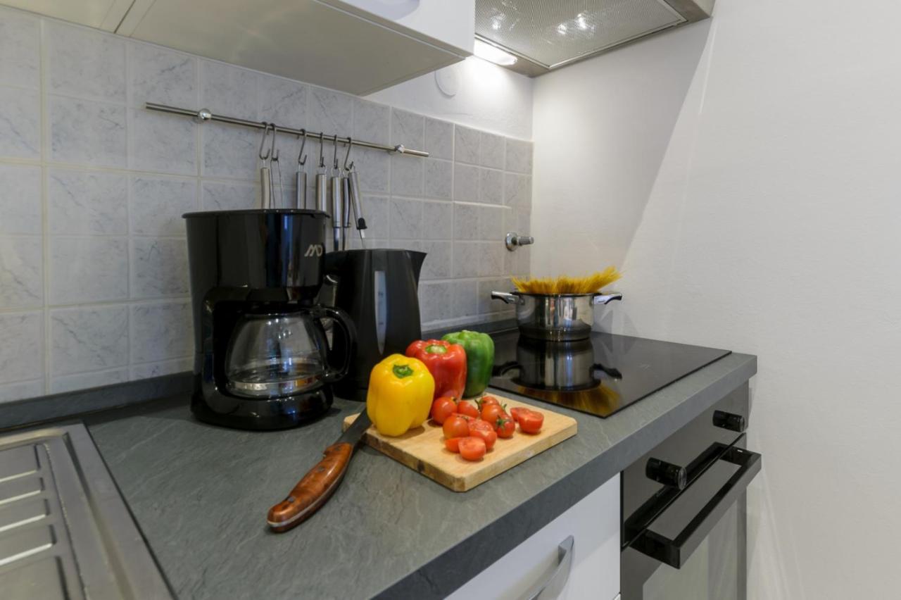 Charming Apartment In Town Center Pula Extérieur photo